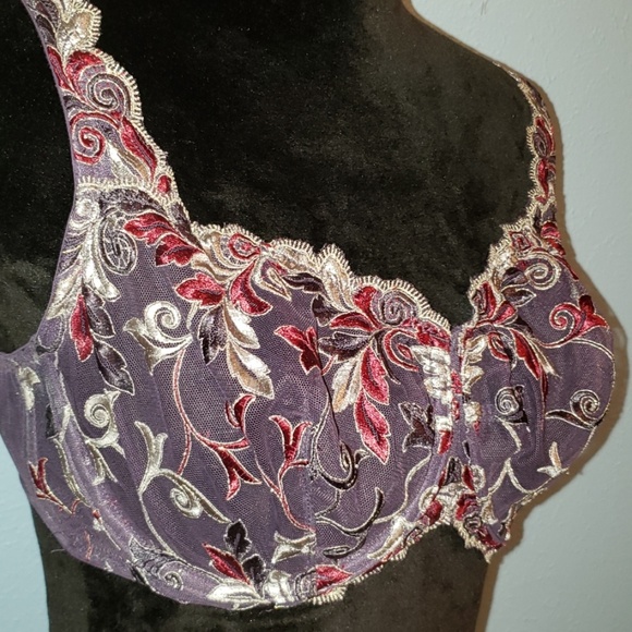 Bra - Picture 2 of 4